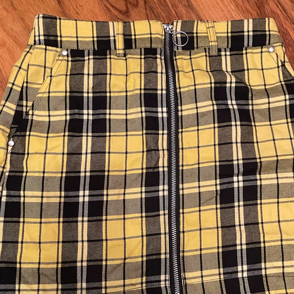 Forever 21 plaid shirt size small - Picture 2 of 6